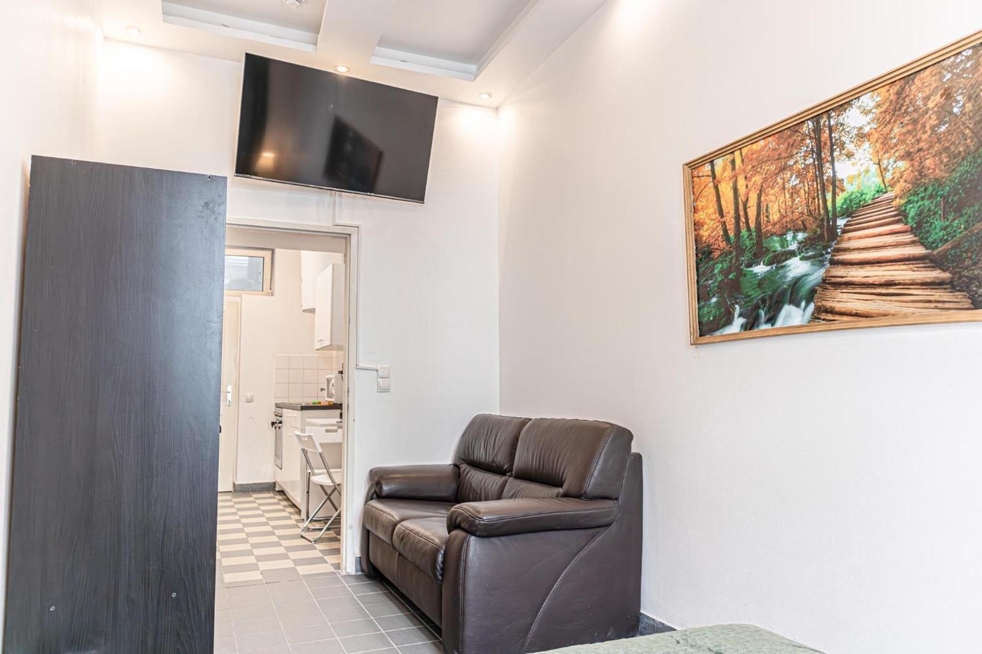 Welcoming 1Br Apt- Near U6 Station Am Schoepfwerk Vienna Esterno foto